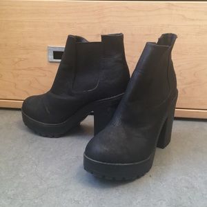 Cute platform boots